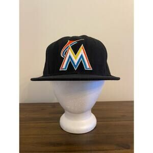 Miami Marlins MLB Authentic Collection New Era 59FIFTY Fitted Hat Black Sz 7 3/8